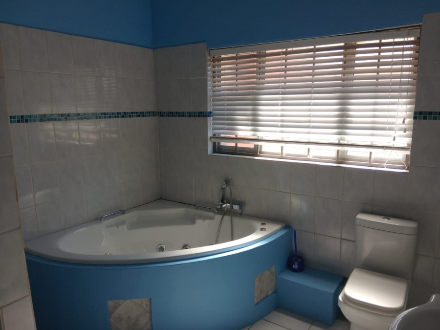 To Let 2 Bedroom Property for Rent in Mowbray Western Cape